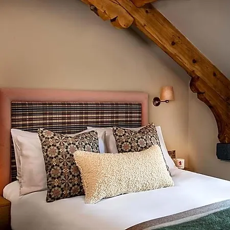 Hotel The Red Lion & Manor House
