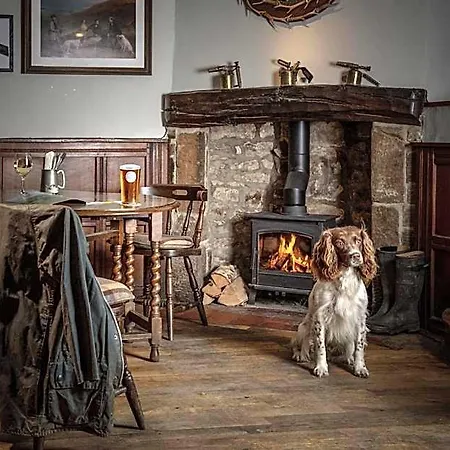 The Red Lion & Manor House Hotel *