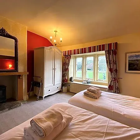 The Red Lion & Manor House Skipton
