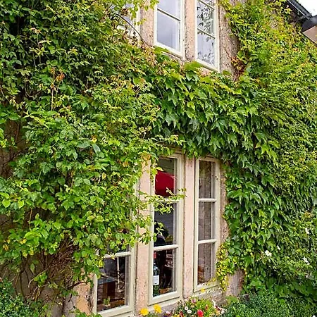 The Red Lion & Manor House *