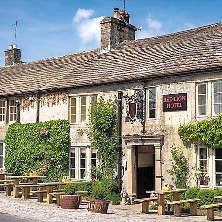 The Red Lion & Manor House Hotel